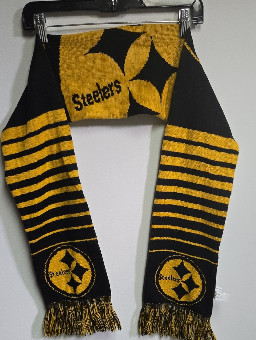 Forever Collectibles Black and Gold Steelers Knit Scarf for Men Or Women